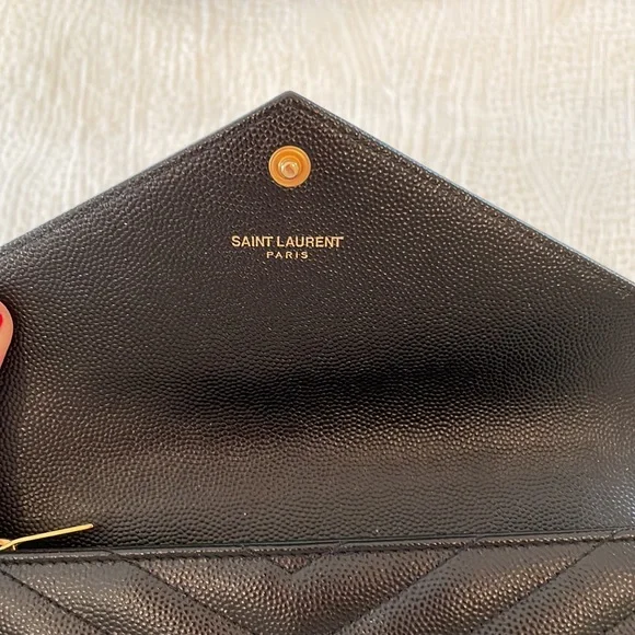 YSL Wallet - Picture 2 of 7